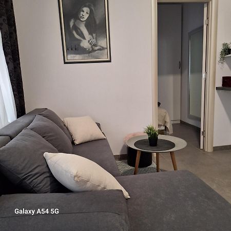 Studio Apartmani Louis I Lola Ζάγκρεμπ Εξωτερικό φωτογραφία