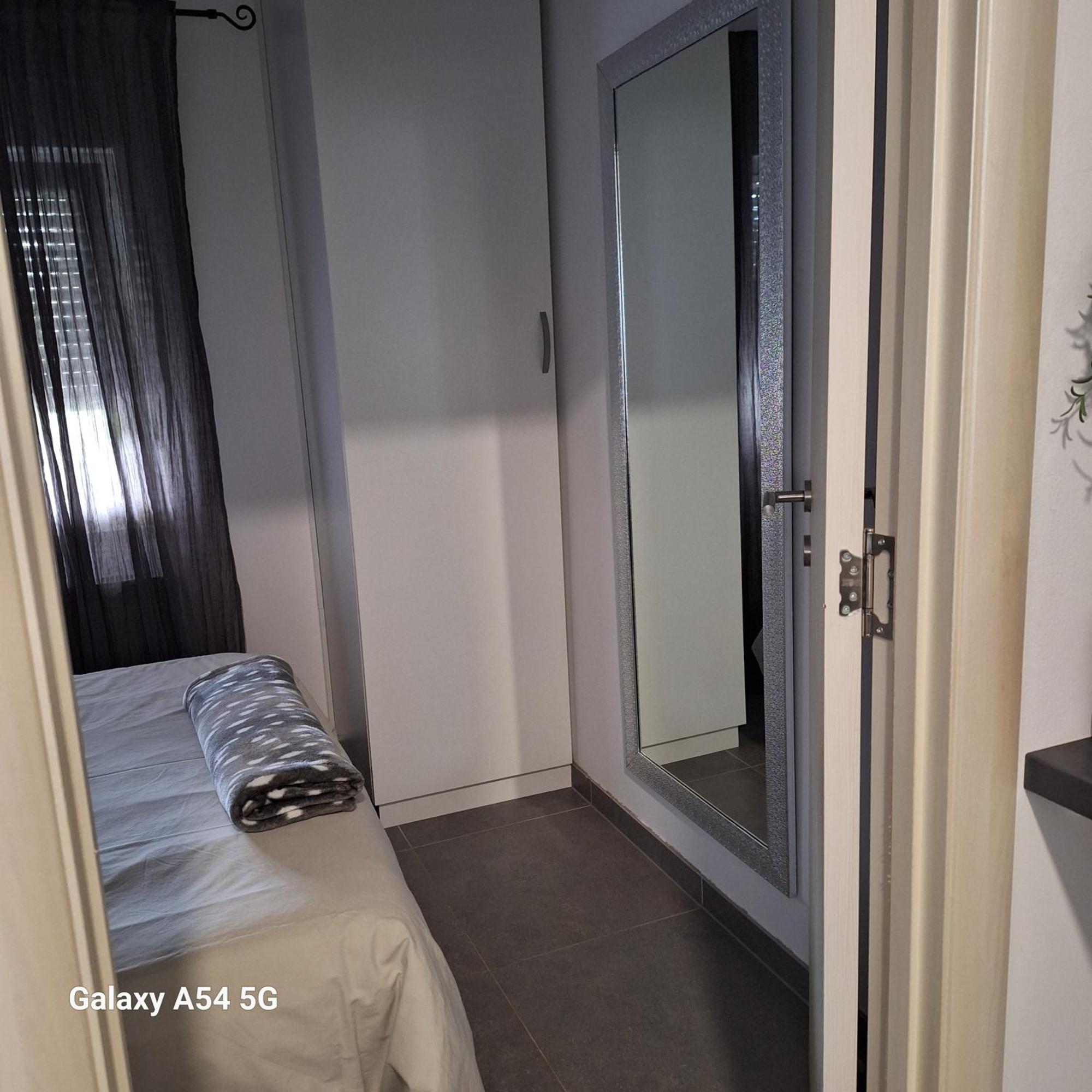 Studio Apartmani Louis I Lola Ζάγκρεμπ Εξωτερικό φωτογραφία
